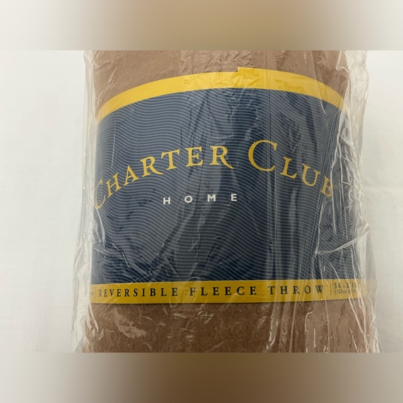 Charter Club Home Reversible Fleece Throw Blanket - Picture 3 of 7